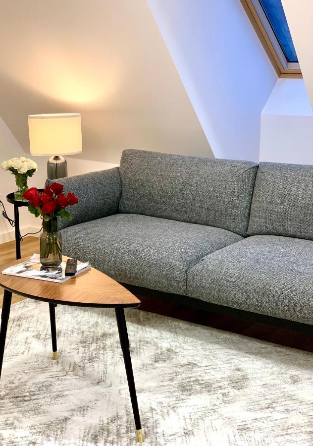 Hotel, Apartament Pod Zlotym Lwem W Samym Centrum Miasta Z Darmowym Parkingiem VII Klodzko Bagian luar foto